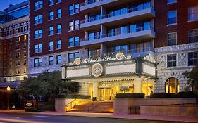 Готель The Royal Sonesta Chase Park Plaza St Louis Сент-Луїс Exterior photo