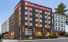 Hilton Garden Inn Seattle Airport СіТак Exterior photo