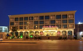 Ramada By Wyndham Hotel Ер-Ріяд Exterior photo