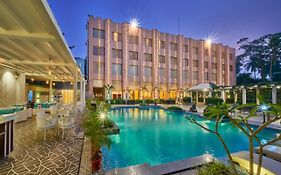 Hotel Hindusthan International, Бхубанешвар Exterior photo