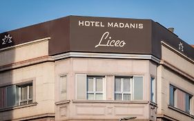 Hotel Madanis Liceo Л'Успіталет-да-Любрагат Exterior photo