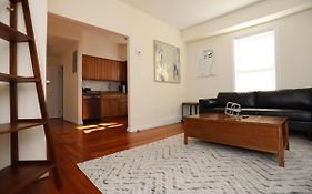 Stylish Apartment In Malden 20 Min From Boston #2 Exterior photo