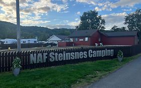 Готель Naf Steinsnes Camping Еґерсунн Exterior photo