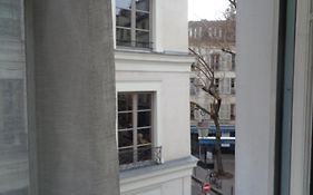 Hotel Les Degres De Notre Dame Париж Exterior photo