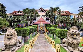 Empress Angkor Resort & Spa Сіємреап Exterior photo