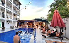 Vang Vieng Backpackers Hostel Ванг-В'єнг Exterior photo