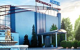 Hotel Pietrak Тшемешно Exterior photo