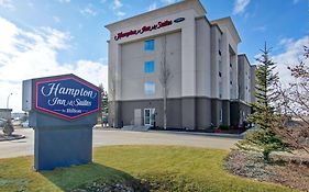 Hampton Inn & Suites Ред-Дір Exterior photo