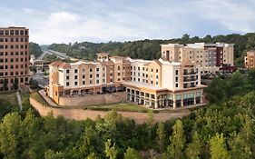 Готель Courtyard Kansas City At Briarcliff Exterior photo