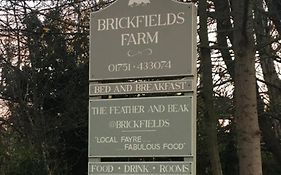 Bed and Breakfast Brickfields Farm Кіркбаймурсайд Exterior photo