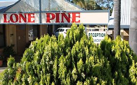 Lone Pine Motel Кореве Exterior photo