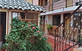 Готель Hostal Rincon Del Turista Отавало Exterior photo