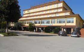 Grand Hotel Pavone Кассіно Exterior photo