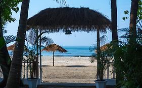 Larisa Beach Resort Морджим Exterior photo