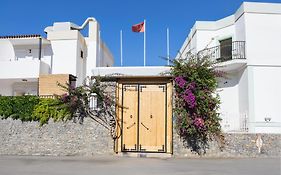 Salinas Beach Hotel Bodrum-Boutique Concept Гюмбет Exterior photo