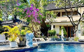 Puri Bali Hotel Ловіна Exterior photo