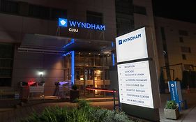 Готель Wyndham Cluj Exterior photo