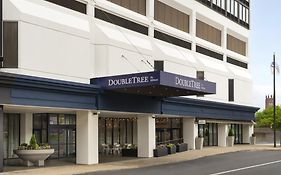 Готель Doubletree By Hilton Hartford Downtown Exterior photo