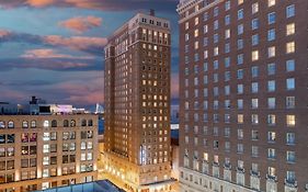 Готель Courtyard St. Louis Downtown/Convention Center Exterior photo