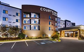 Готель Courtyard By Marriott Оберн Exterior photo