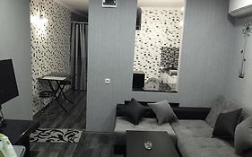 Maia'S Apartment On Rustaveli Тбілісі Room photo