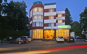 Hotel Bavaria Крайова Exterior photo