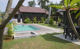 Kampung Tok Lembut Vacation Home Пантай-Ченанг Exterior photo