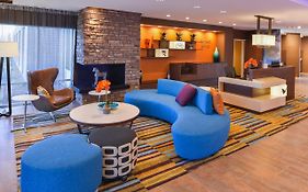 Fairfield Inn & Suites By Marriott Коралвілл Exterior photo