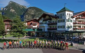 Готель Gasthof Bad Hochmoos Лофер Exterior photo