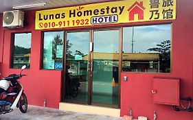 Lunas Homestay Exterior photo