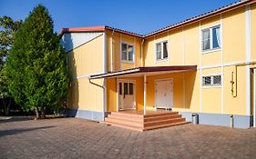 Swedish Village Hotel Тимашевськ Exterior photo