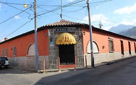 Hotel Casa Del Viajero Реталулеу Exterior photo