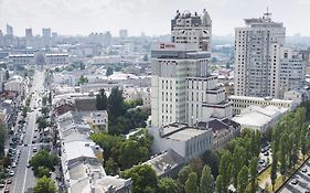 Ibis Kyiv City Center Exterior photo