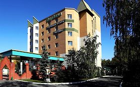 Park Hotel Berezka Челябінськ Exterior photo