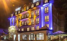 Nota Bene Hotel & Restaurant Львів Exterior photo