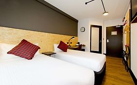 Готель Ibis Budget Sydney East Exterior photo