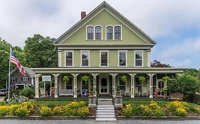 Captain Freeman Inn Брустер Exterior photo