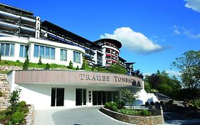 Hotel Traube Tonbach Баїрсбронн Exterior photo