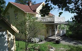 Bed and Breakfast Gottfridsgarden Ерншельдсвік Exterior photo