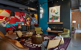 Готель Moxy Chattanooga Downtown Exterior photo