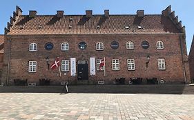 Bed and Breakfast Den Gamle Arrest Рібе Exterior photo