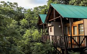 Mantenga Lodge Езулвіні Exterior photo