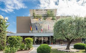 Bonotto Hotel Palladio Бассано-дель-Граппа Exterior photo