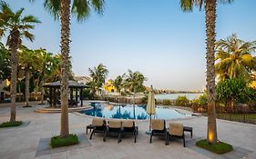 Yanjoon Holiday Homes - Palm Jumeirah Frond A Villas Дубай Exterior photo