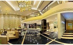 Lotus Grand Hotel Дубай Exterior photo