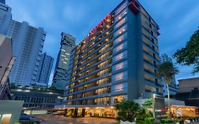 Готель Furamaxclusive Sathorn, Бангкок Exterior photo