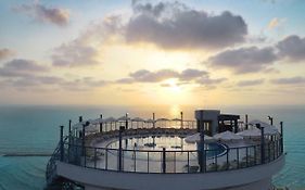 Sea Tower By Isrotel Design Тель-Авів Exterior photo