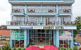 Annecy Hotel Ванг-В'єнг Exterior photo