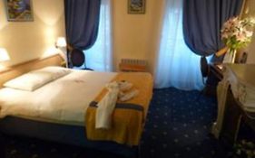 Hotel Foch Ліон Room photo