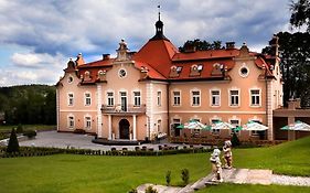 Hotel Zamek Berchtold Strancice Exterior photo